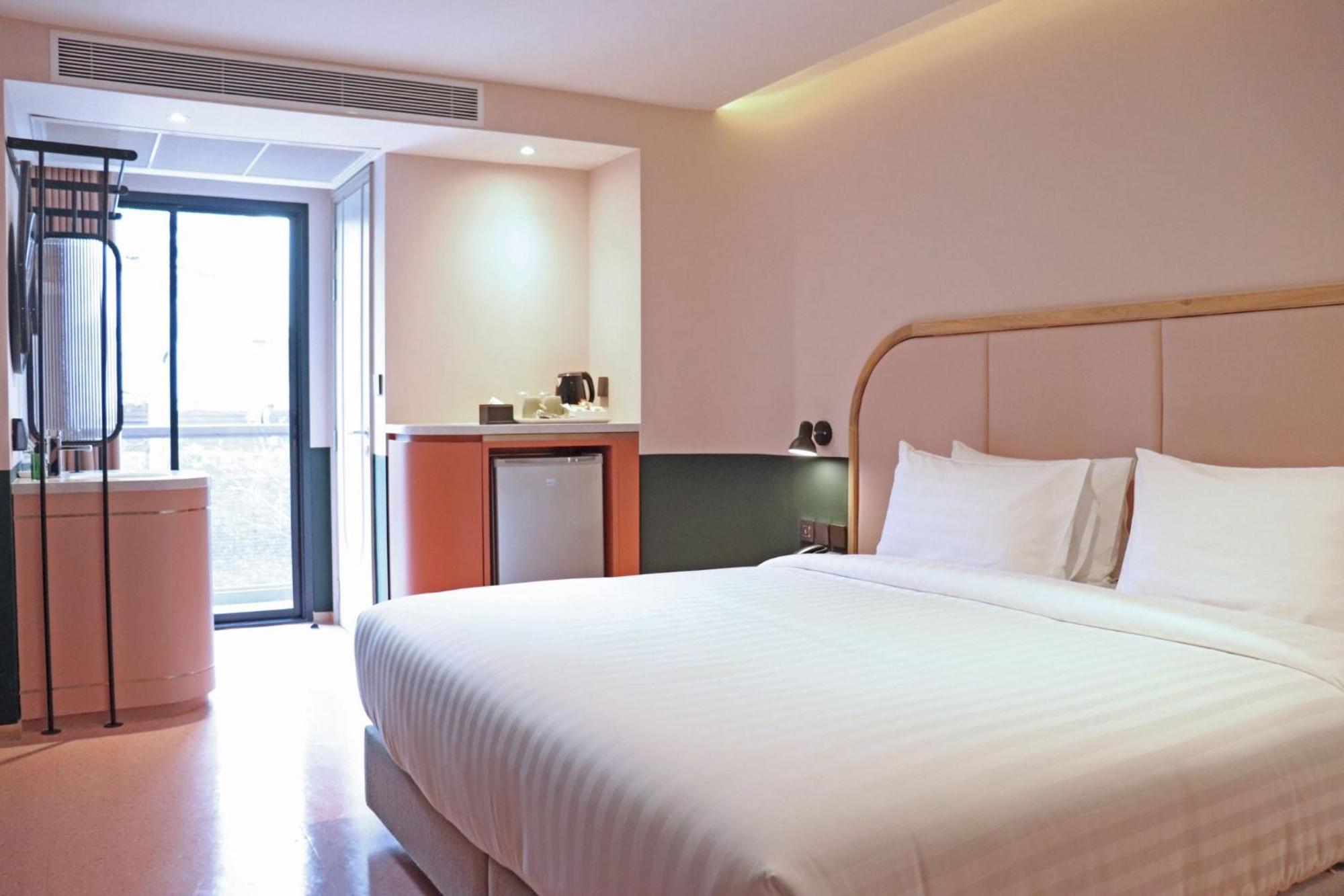 The Quarter Ratchathewi By Uhg Bangkok Exterior photo